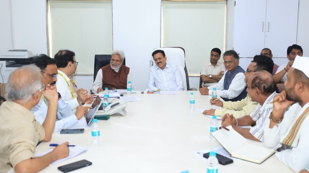 राज्यातील नद्यांच्या संवर्धनासाठी नदी संवर्धन अभियान राबविण्यात येणार – मंत्री गिरीश महाजन