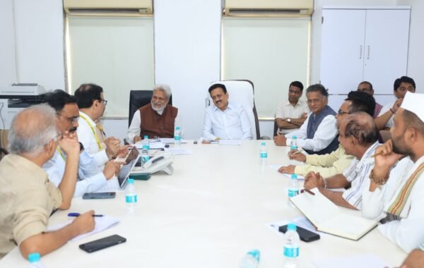 राज्यातील नद्यांच्या संवर्धनासाठी नदी संवर्धन अभियान राबविण्यात येणार – मंत्री गिरीश महाजन