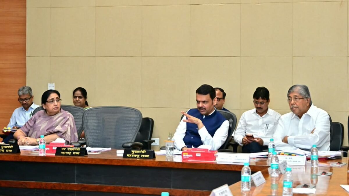 नवीन महाविद्यालय सुरू करण्यासाठी आराखड्याबाहेरील स्थळबिंदूंच्या समावेशाबाबत उपसमिती गठीत करावी – मुख्यमंत्री देवेंद्र फडणवीस