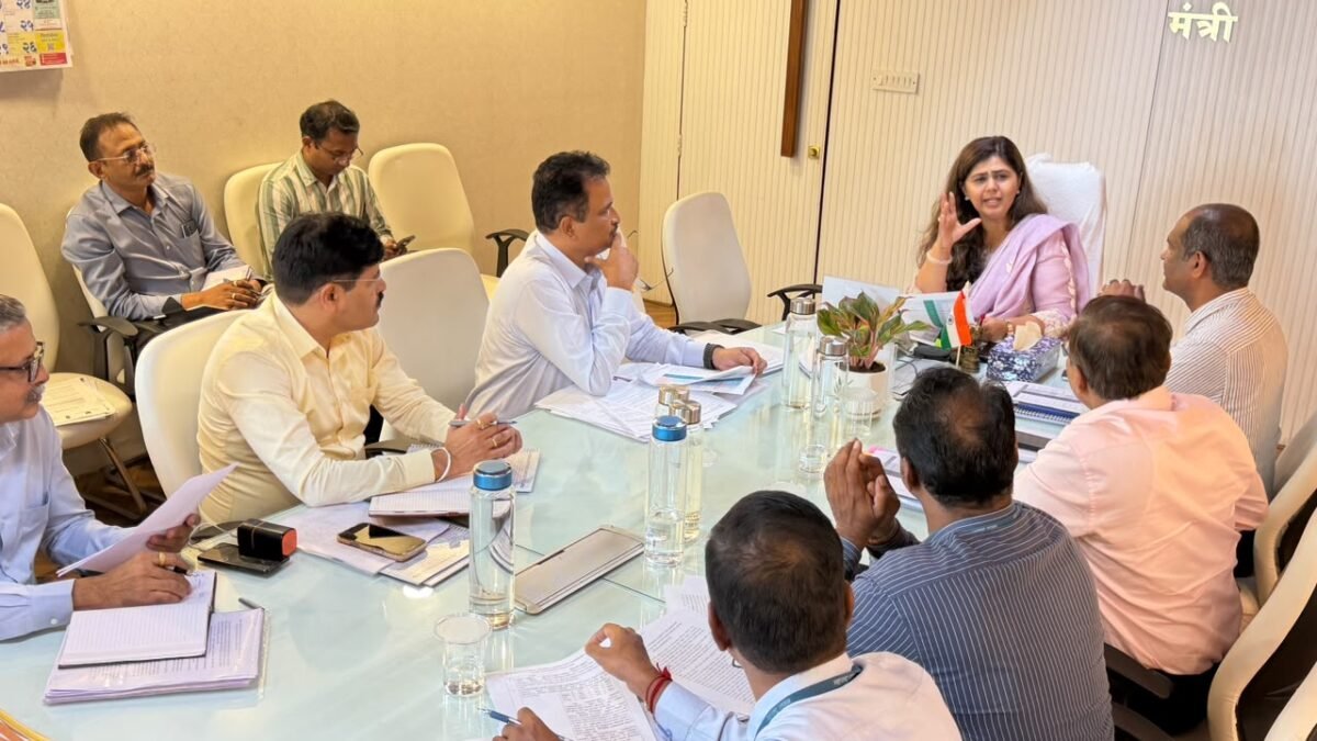 इगतपुरीतील औद्योगिक प्रदूषणाची तपासणी करून सात दिवसांत अहवाल सादर करा – पर्यावरण मंत्री पंकजा मुंडे