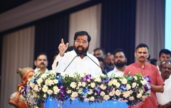 सिद्धेश्वर नगर -रमाबाई नगर क्लस्टरचे उपमुख्यमंत्री एकनाथ शिंदेंच्या हस्ते भूमिपूजन