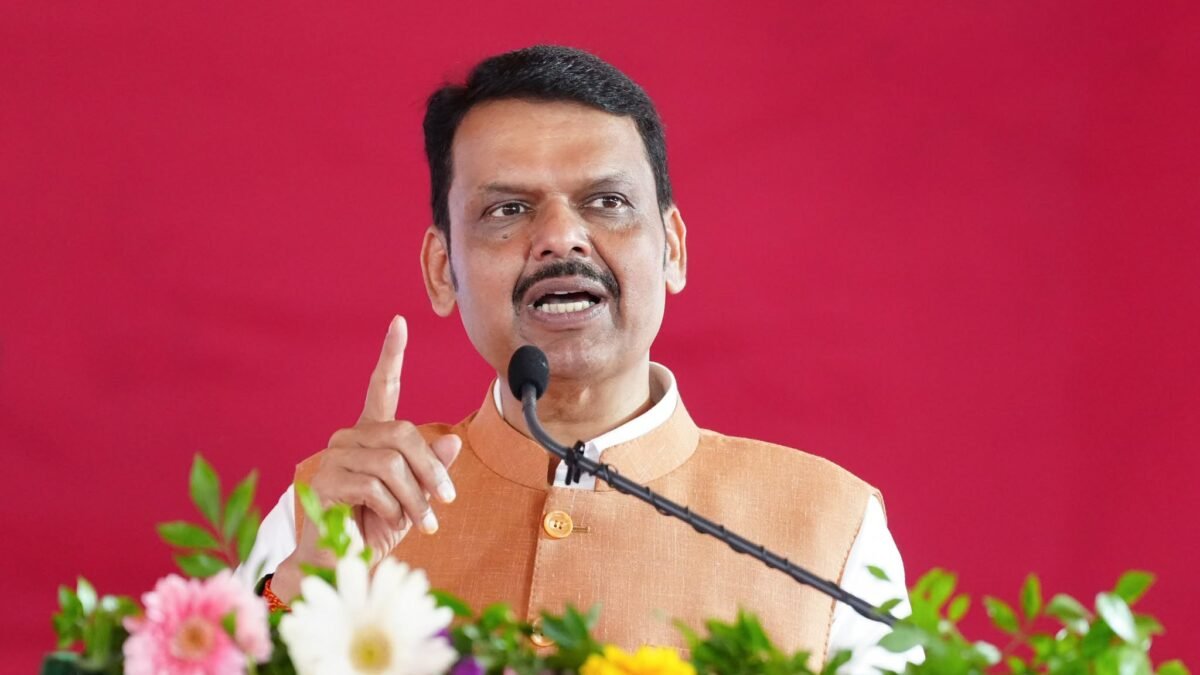 माथाडी कायदा कायम राहणार, वडाळ्यात कामगारांना मिळणार ३ हजार घरे – मुख्यमंत्री देवेंद्र फडणवीस