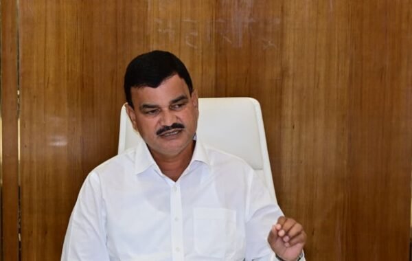 २६५ तालुक्यांत दुष्काळ जाहीर; शेतकऱ्यांना दिलासा देण्यासाठी शासनाची मोठी पाऊले – कृषिमंत्री दत्तात्रय भरणे