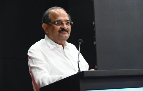 जलसंपदा विभागातील अभियंत्यांच्या अनुभवाचा जलव्यवस्थापनासाठी उपयोग करावा – राधाकृष्ण विखे पाटील