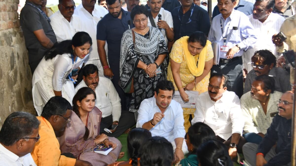 मत्स्यव्यवसाय मंत्री नितेश राणे यांचा शिवणाटाकळी येथे मच्छिमार बांधवांशी संवाद
