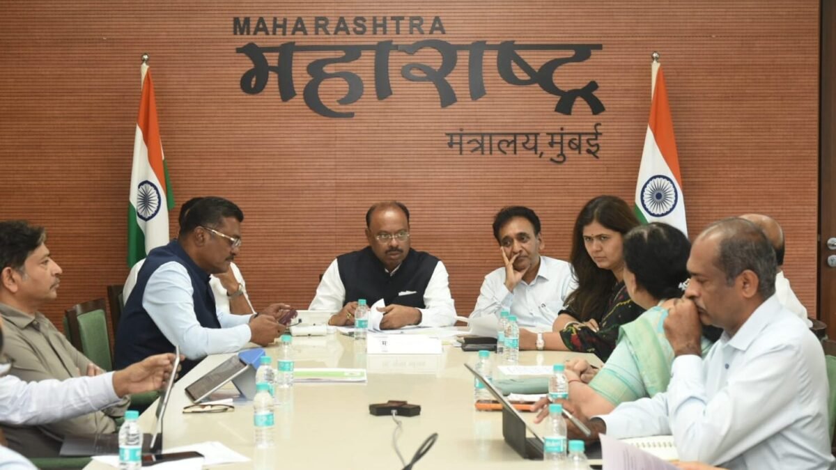 दुष्काळ निवारण उपाययोजनांसाठी जिल्हा नियोजन निधीचा प्रभावी वापर करा – मंत्री चंद्रशेखर बावनकुळे