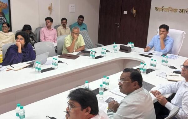 “ड्रग डिटेक्शन मशीनद्वारे” औषध गुणवत्ता तपासणी यंत्रणा सक्षम करण्याचे आरोग्य मंत्री प्रकाश आबिटकर यांचे निर्देश