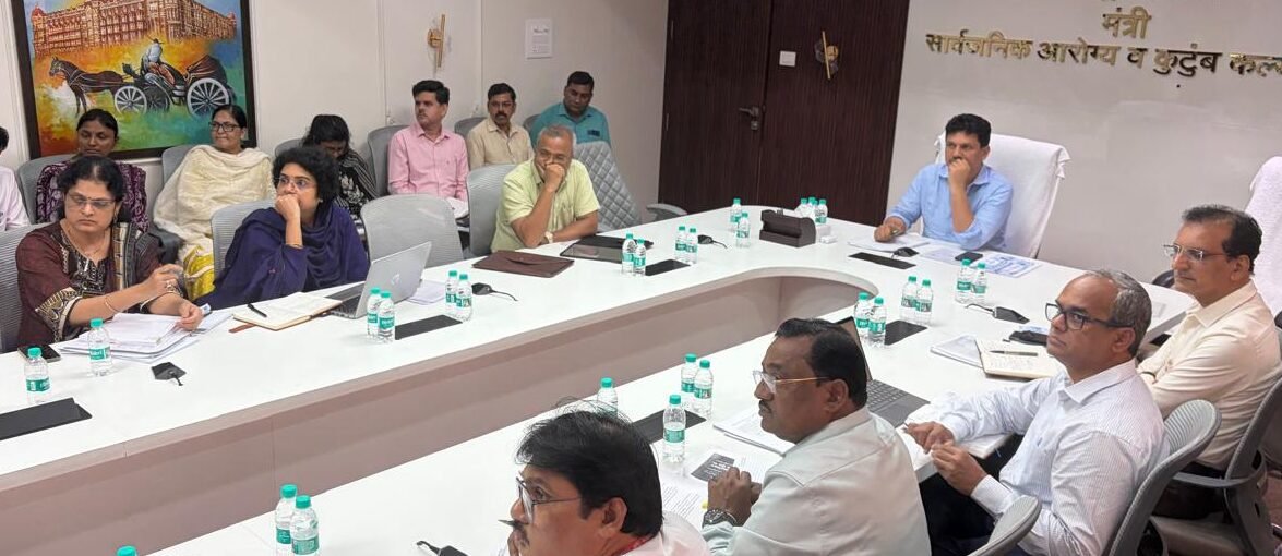 “ड्रग डिटेक्शन मशीनद्वारे” औषध गुणवत्ता तपासणी यंत्रणा सक्षम करण्याचे आरोग्य मंत्री प्रकाश आबिटकर यांचे निर्देश
