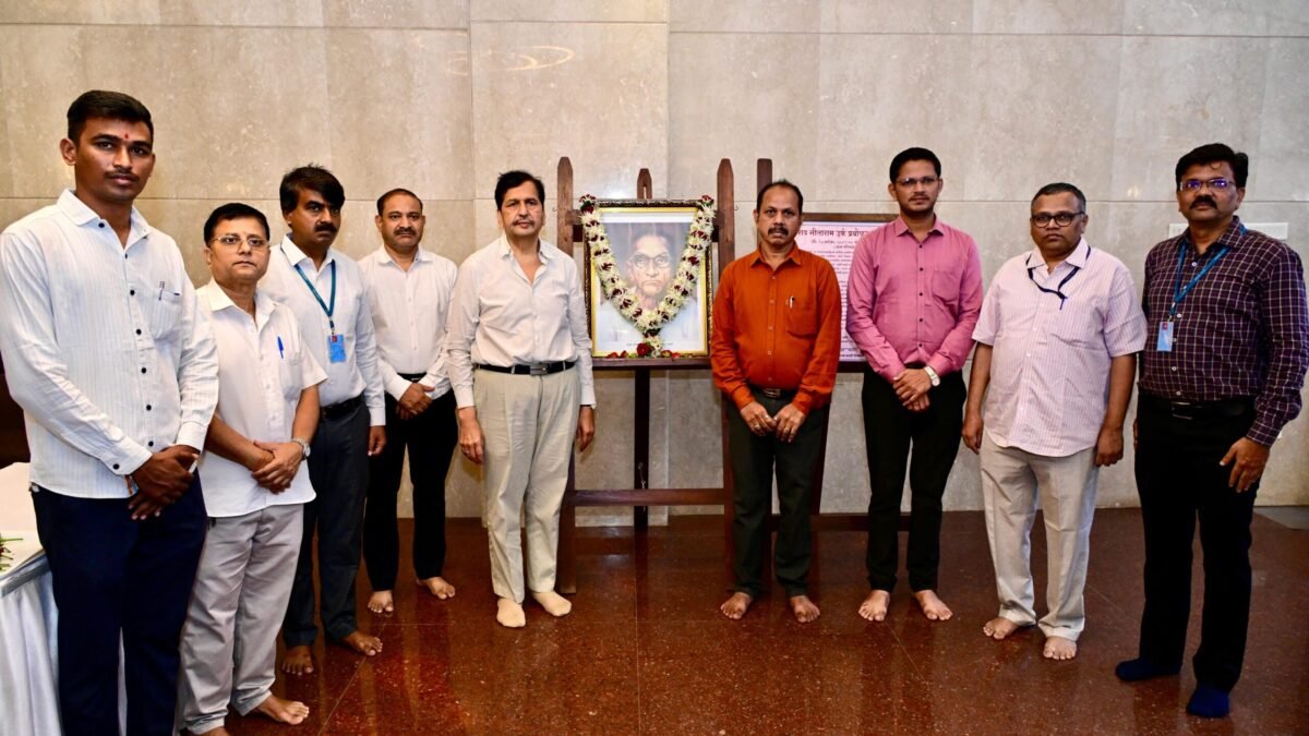 प्रबोधनकार केशव सीताराम ठाकरे यांच्या जयंतीनिमित्त मंत्री मंगलप्रभात लोढा यांचे अभिवादन