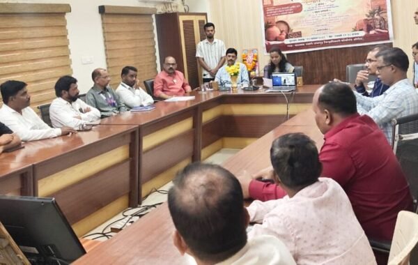 पारंपरिक कारागिरांच्या कौशल्याला शासनाच्या  योजनांची जोड देऊन व्यवसायवृद्धीला चालना द्यावी – पालकमंत्री नितेश राणे