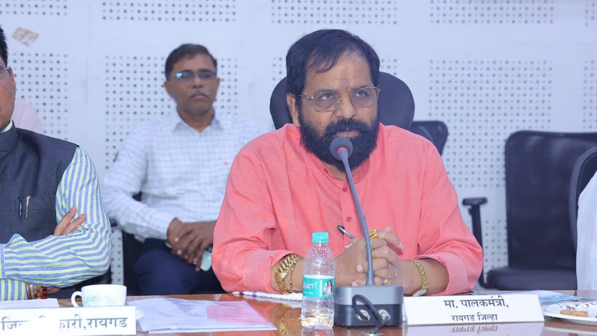 पीएम विश्वकर्मा योजनेतून जिल्ह्यातील पारंपरिक कारागिरांना कौशल्यविकासाची नवी दिशा – पालकमंत्री भरतशेठ गोगावले