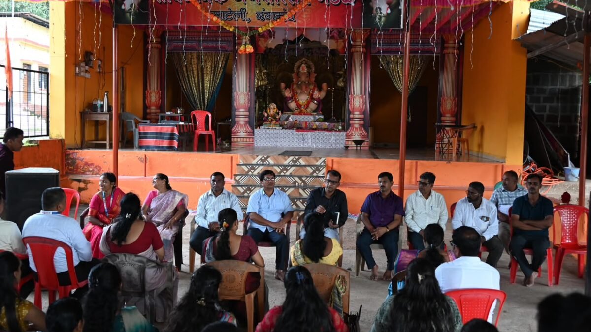 साटेली येथील सार्वजनिक गणेशोत्सव मंडळात ‘लोकसंवाद-२०२६’ उपक्रम