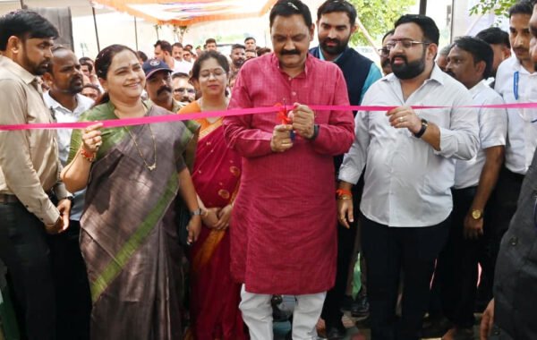पारधी समाज बांधवांना शासकीय योजनांचा लाभ देण्याचा संकल्प करू या! — मंत्री डॉ. अशोक वुईके