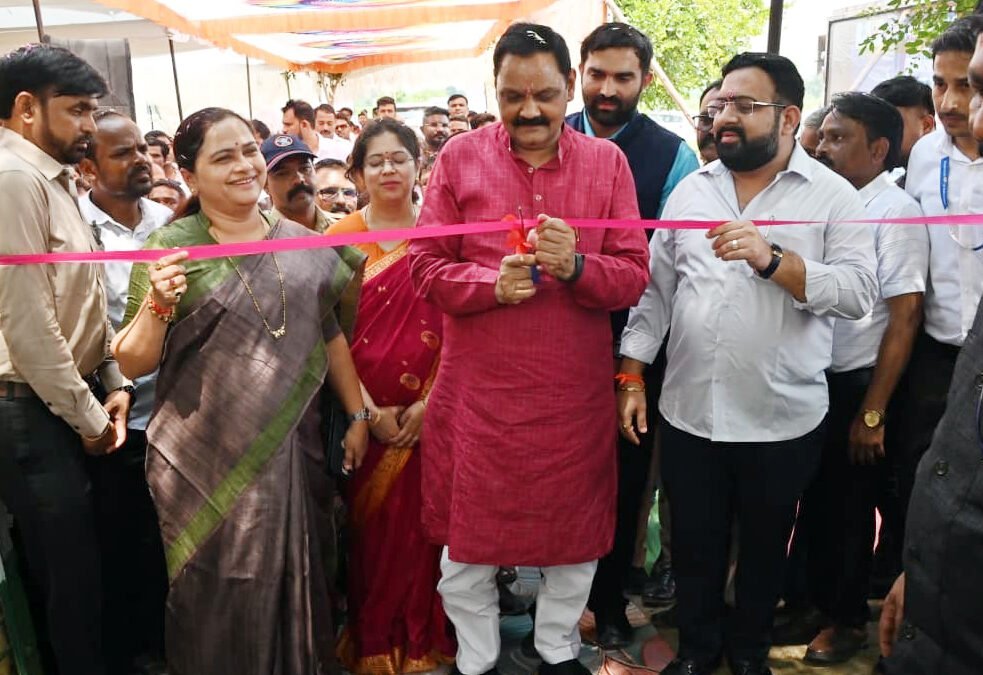 पारधी समाज बांधवांना शासकीय योजनांचा लाभ देण्याचा संकल्प करू या! — मंत्री डॉ. अशोक वुईके