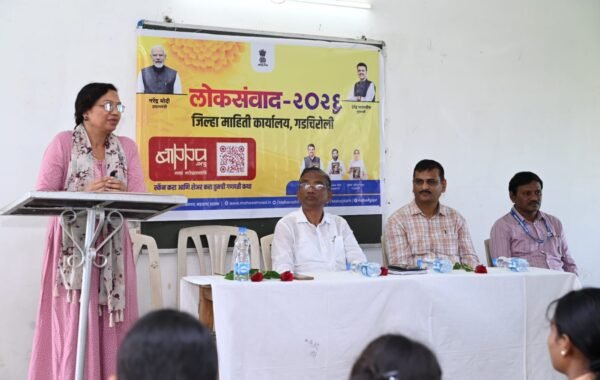 ‘लोकसंवाद-२०२६’मध्ये विद्यार्थ्यांच्या शंकांचे निरसन