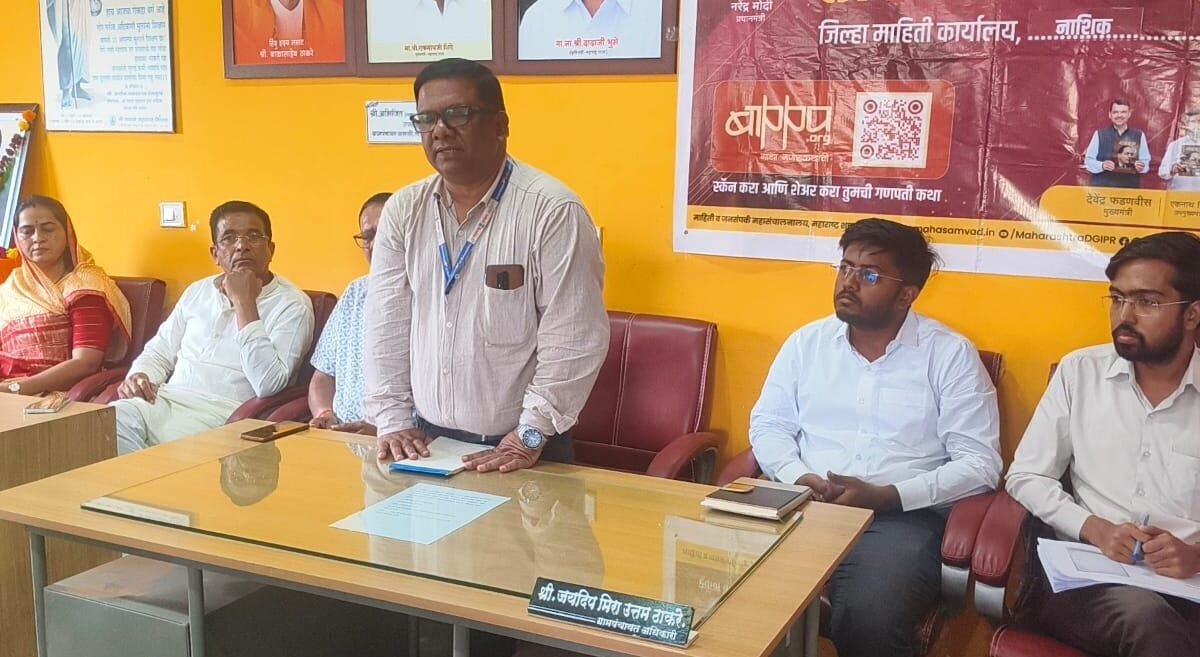 शेतकऱ्यांनी उत्पादनवाढीसाठी आधुनिक तंत्रज्ञानाचा वापर करावा मंडळ कृषी अधिकारी सुरज गावडे
