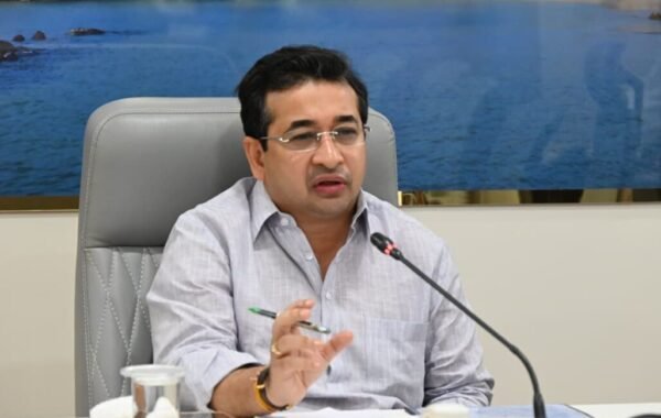 सायबर सेक्युरिटी आणि ऑनलाईन गेमिंगबाबत जिल्ह्यात भक्कम यंत्रणा उभारणार – मंत्री नितेश राणे