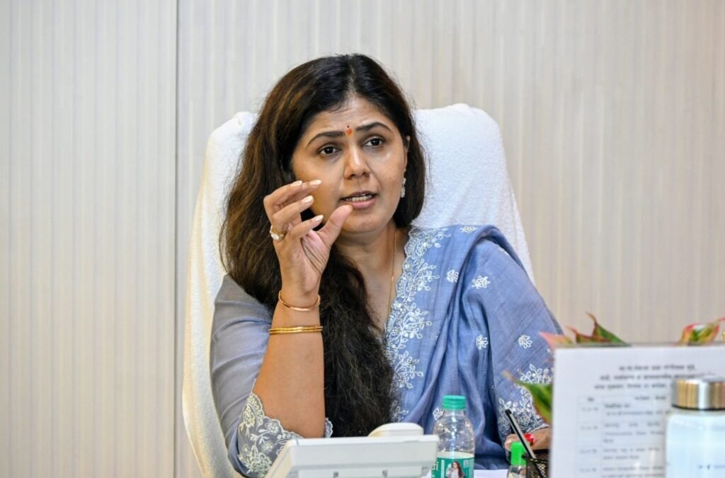 पिण्याचे पाणी, पशुधनासाठी पाणी व चारा नियोजनाला सर्वोच्च प्राधान्य द्या– जालना पालकमंत्री पंकजा मुंडे
