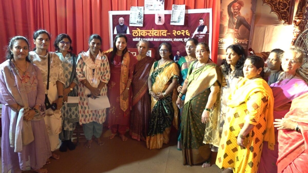 लोकसंवादातून शासनाच्या योजनांची माहिती गरजूंपर्यंत पोहोचविण्यास गणेशोत्सव मंडळांनी पुढाकार घ्यावा – मंत्री आदिती तटकरे
