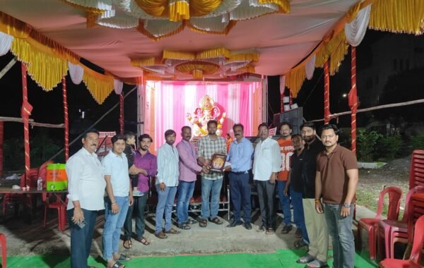 रामलिंग नगर गणेशोत्सव मंडळात लोकसंवाद २०२६ अंतर्गत शासकीय योजनांची माहिती