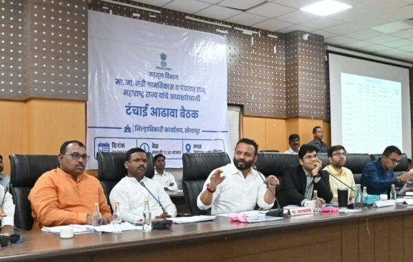 पुढील वर्षभर पिण्याचे पाणी उपलब्ध राहील, अशा पद्धतीने पाणी आरक्षणाचे नियोजन करावे – मंत्री जयकुमार गोरे