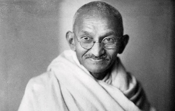महात्मा गांधी : वन मॅन आर्मी 