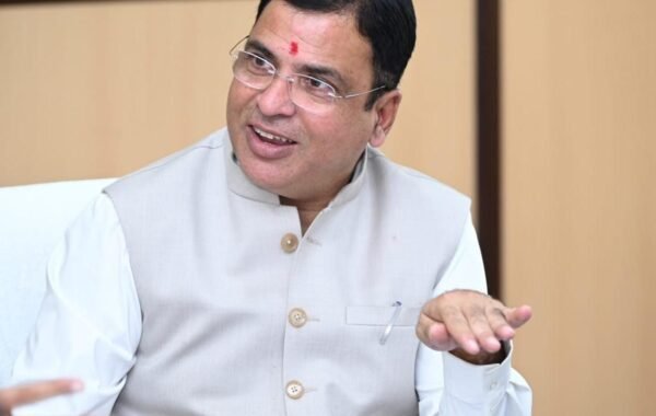 वनसंपदेच्या व्यवस्थापनातून जैवविविधता संवर्धन व आर्थिक विकास साधा – सहपालकमंत्री ॲड. आशिष जयस्वाल