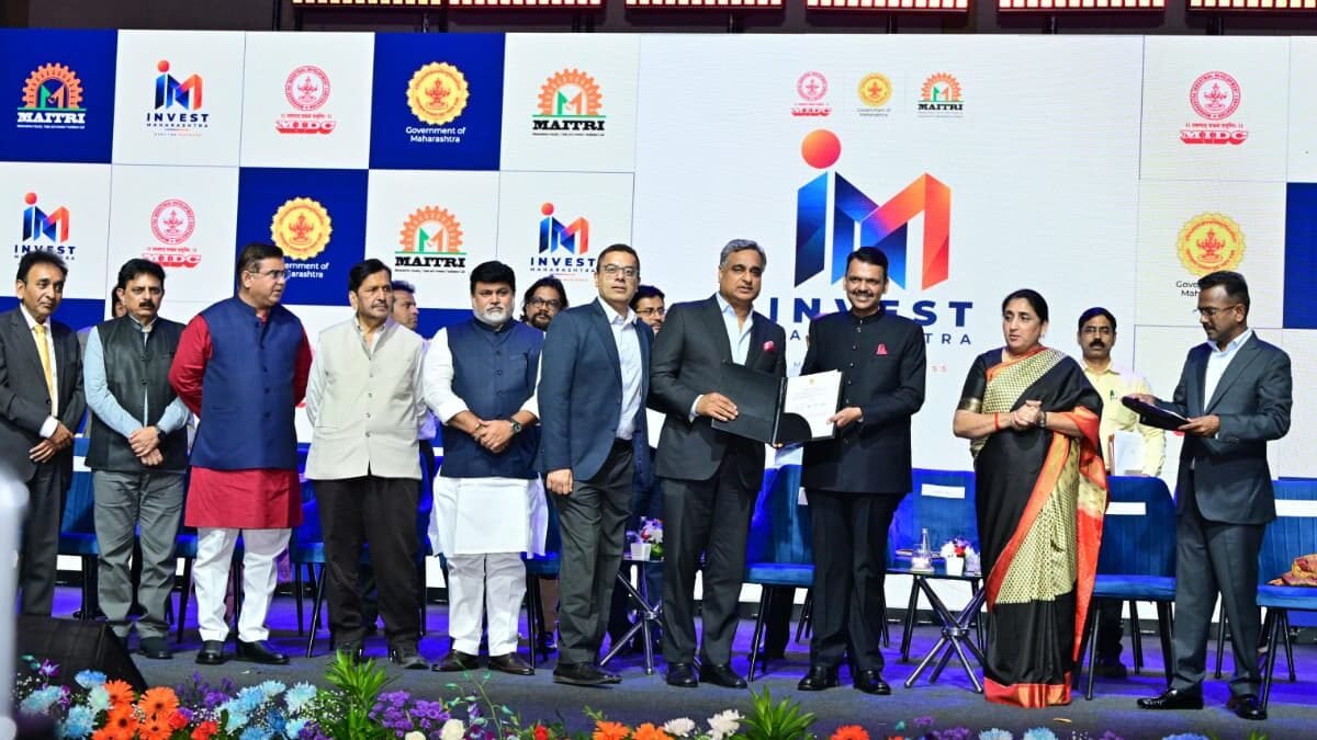 महाराष्ट्र इन्व्हेस्टमेंट समिटमध्ये ८.५७ लाख कोटींचे सामंजस्य करार